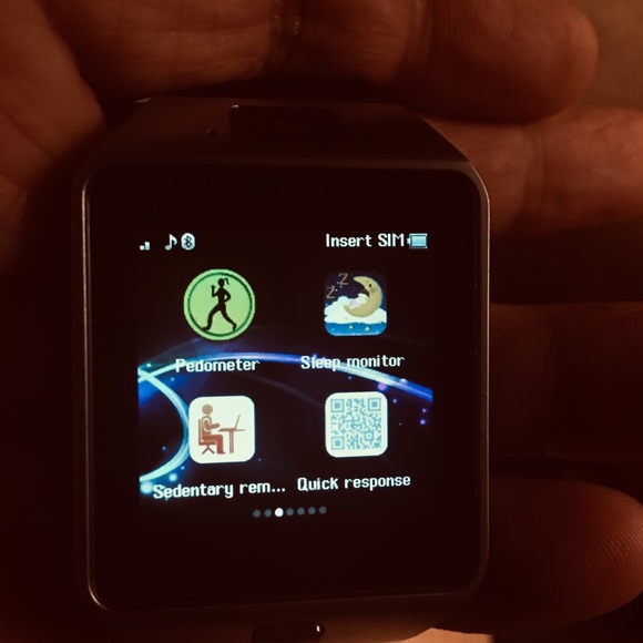 SMART WATCH - Picture 3 of 8